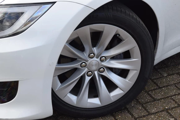 Tesla Model S - Afbeelding 6 van 30