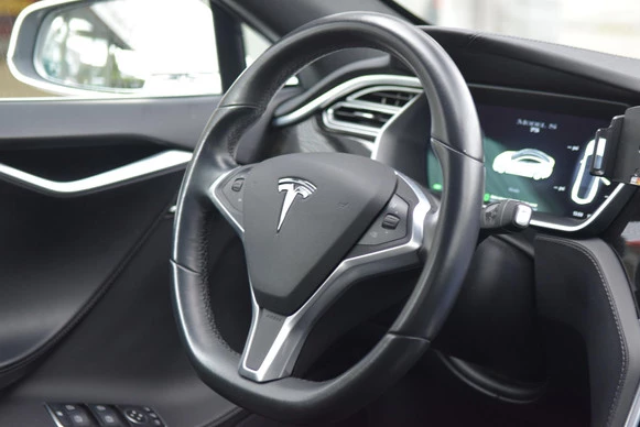 Tesla Model S - Afbeelding 14 van 30