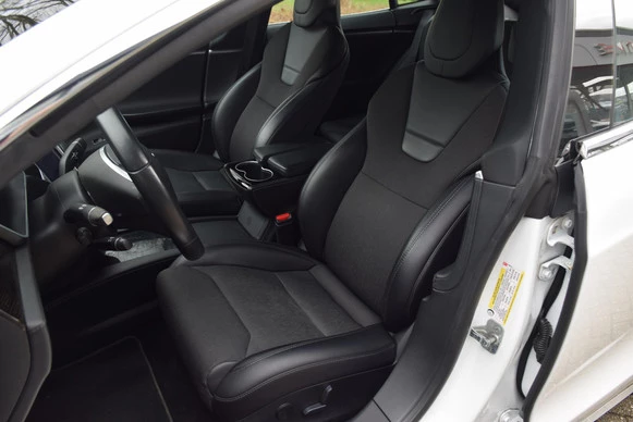 Tesla Model S - Afbeelding 22 van 30