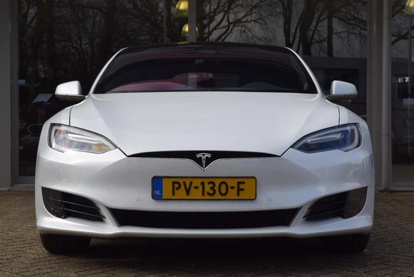 Tesla Model S - Afbeelding 25 van 30