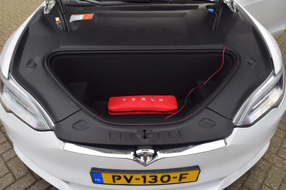 Tesla Model S - Afbeelding 27 van 30