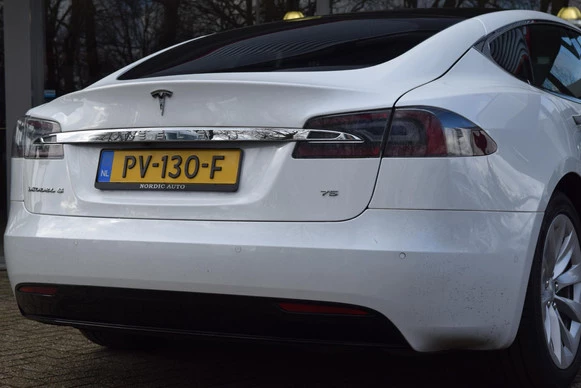 Tesla Model S - Afbeelding 28 van 30