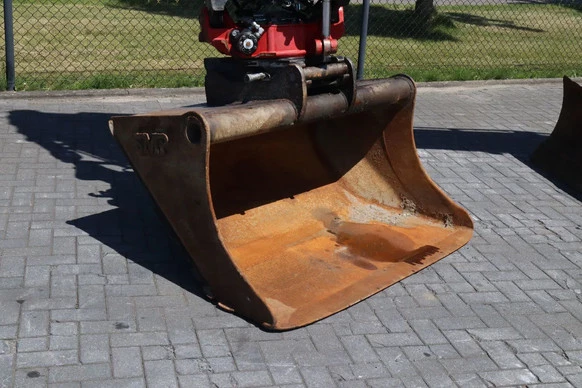 Caterpillar  - Afbeelding 8 van 20