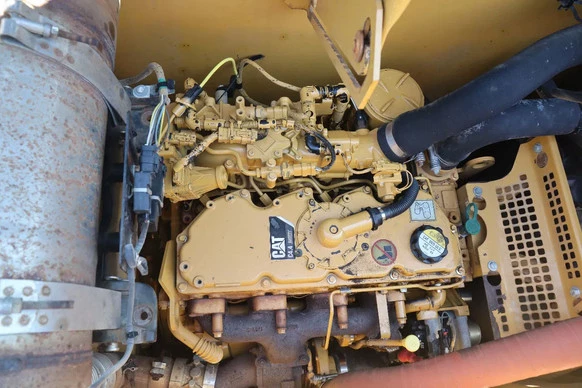 Caterpillar  - Afbeelding 15 van 20