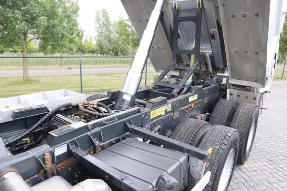 Iveco Stralis - Afbeelding 14 van 21