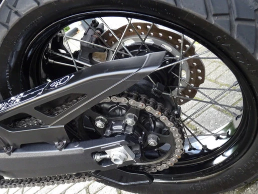 Honda CRF 1000 - Afbeelding 14 van 16