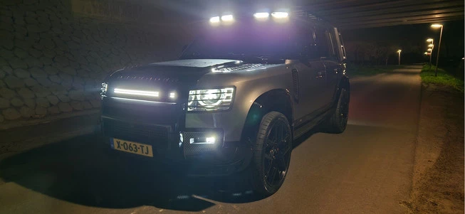 Land Rover Defender - Afbeelding 6 van 30