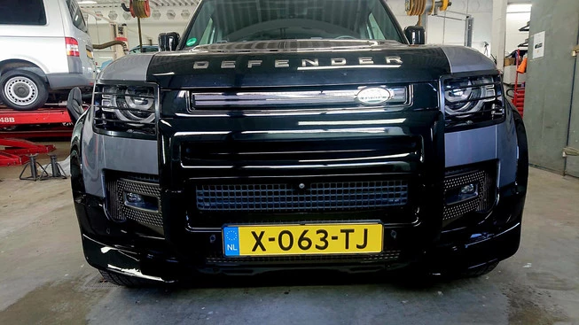 Land Rover Defender - Afbeelding 13 van 30