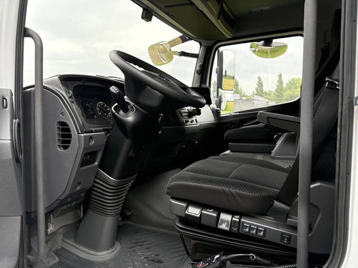 Mercedes-Benz Atego - Afbeelding 18 van 30