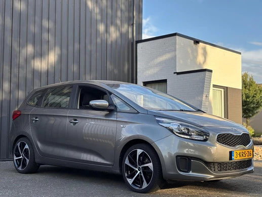Kia Carens - Afbeelding 1 van 11