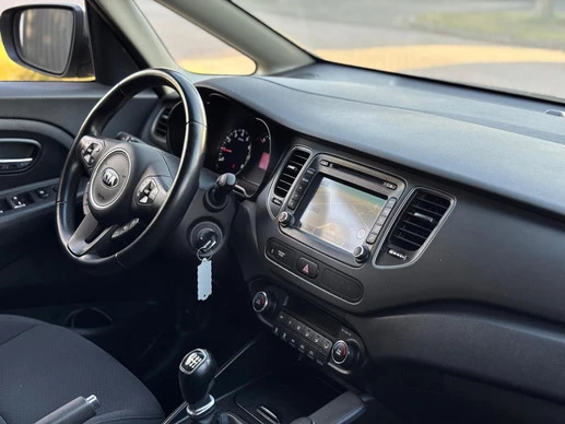 Kia Carens - Afbeelding 8 van 11