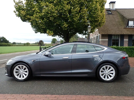 Tesla Model S - Afbeelding 6 van 25