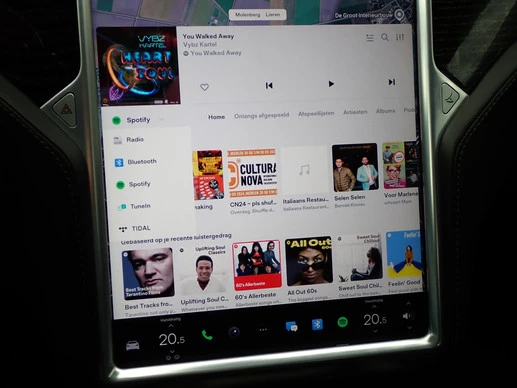 Tesla Model S - Afbeelding 18 van 25