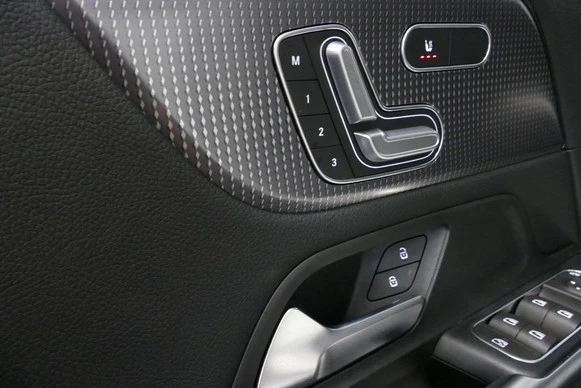 Mercedes-Benz B-Klasse - Afbeelding 14 van 30