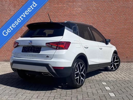 SEAT Arona - Afbeelding 2 van 30