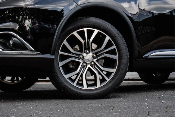 Mitsubishi Outlander - Afbeelding 29 van 30