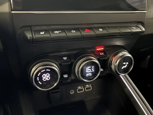 Renault Clio - Afbeelding 29 van 30