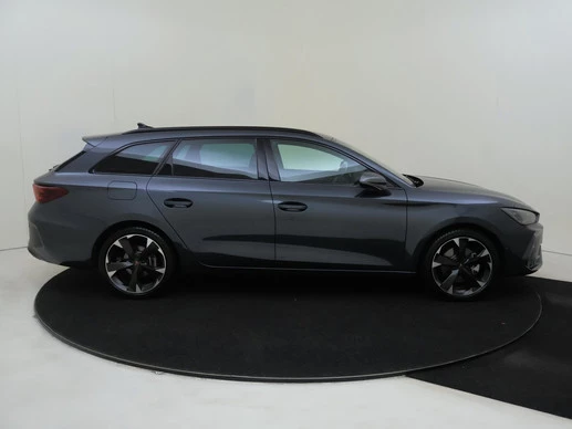 CUPRA Leon Sportstourer - Afbeelding 8 van 30