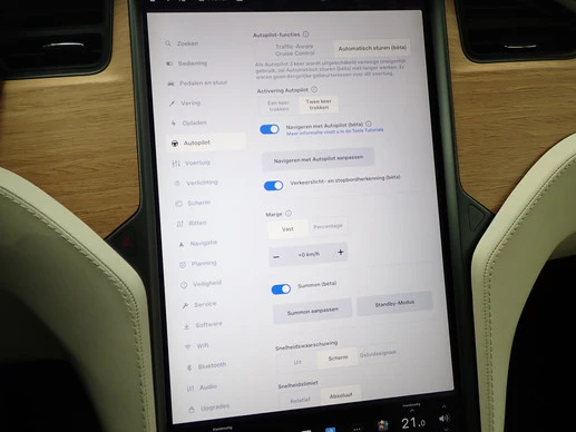 Tesla Model X - Afbeelding 15 van 30