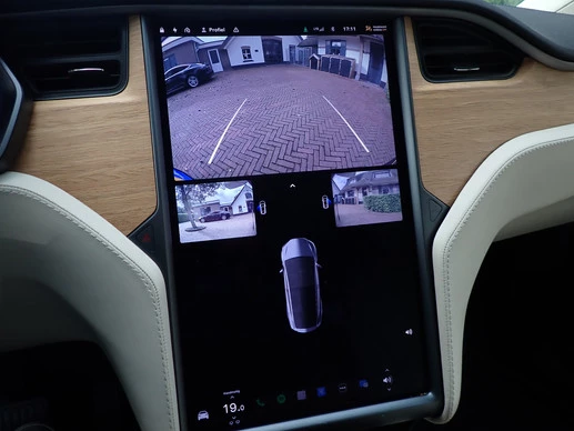 Tesla Model X - Afbeelding 16 van 30