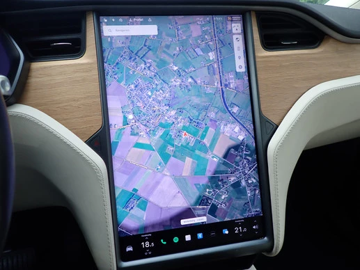 Tesla Model X - Afbeelding 18 van 30