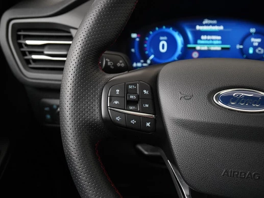 Ford Kuga - Afbeelding 11 van 30