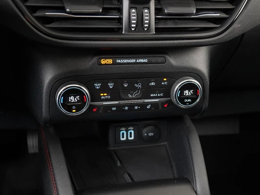 Ford Kuga - Afbeelding 18 van 30