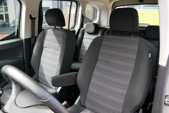 Opel Combo - Afbeelding 12 van 24