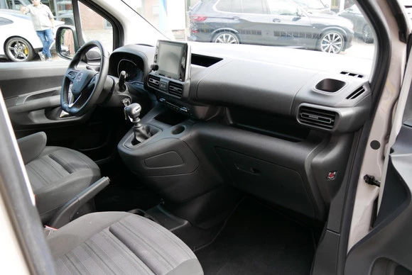 Opel Combo - Afbeelding 15 van 24