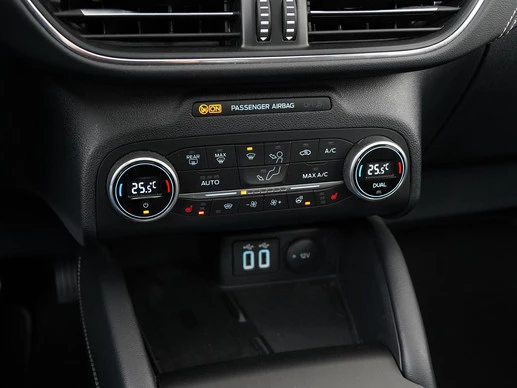 Ford Kuga - Afbeelding 12 van 30