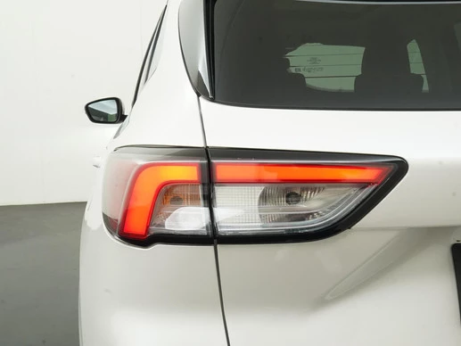 Ford Kuga - Afbeelding 25 van 30