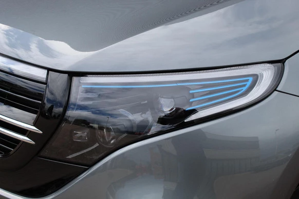 Mercedes-Benz EQC - Afbeelding 26 van 30