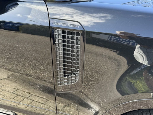 Land Rover Defender - Afbeelding 11 van 30
