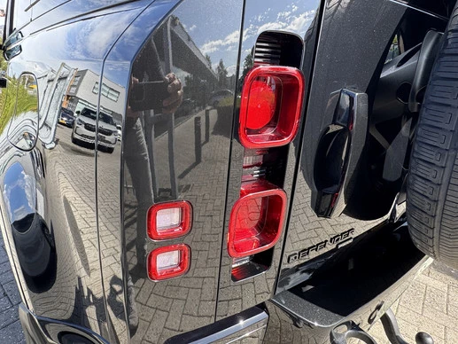 Land Rover Defender - Afbeelding 14 van 30