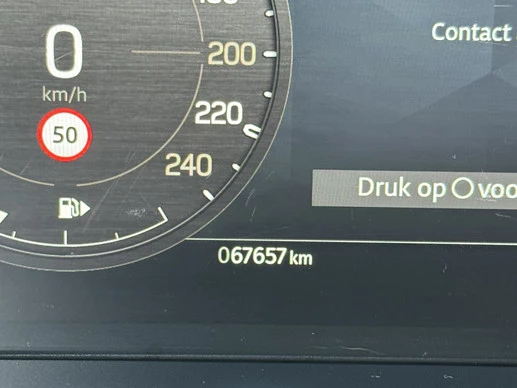 Land Rover Defender - Afbeelding 25 van 30