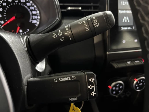 Renault Clio - Afbeelding 24 van 30