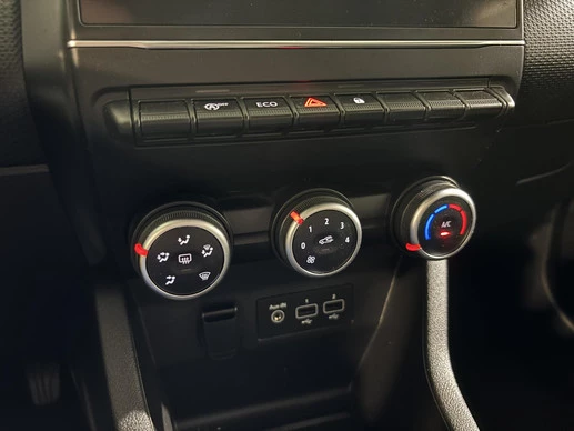 Renault Clio - Afbeelding 28 van 30