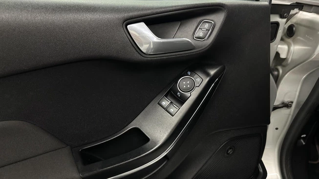 Ford Fiesta - Afbeelding 19 van 30