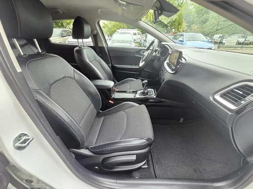Kia XCeed - Afbeelding 14 van 30