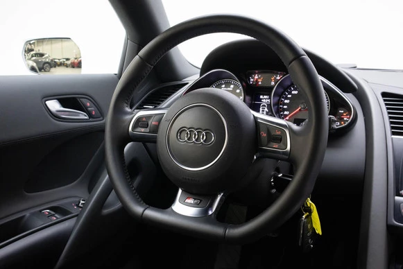 Audi R8 - Afbeelding 6 van 30
