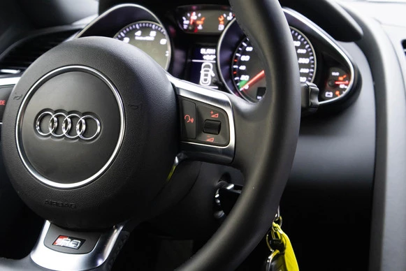 Audi R8 - Afbeelding 8 van 30