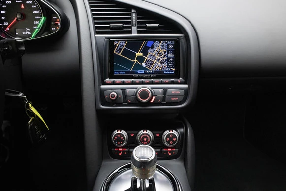 Audi R8 - Afbeelding 9 van 30