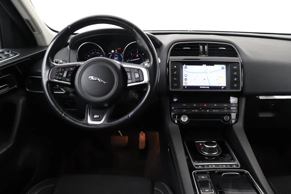 Jaguar F-PACE - Afbeelding 8 van 27