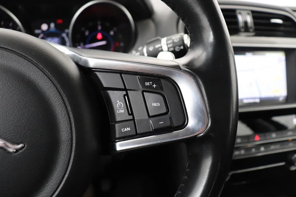Jaguar F-PACE - Afbeelding 20 van 27