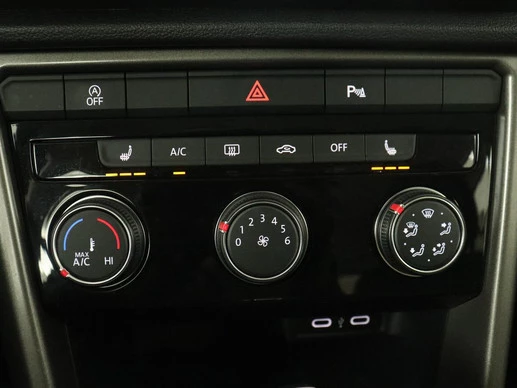 Volkswagen T-Roc - Afbeelding 23 van 30