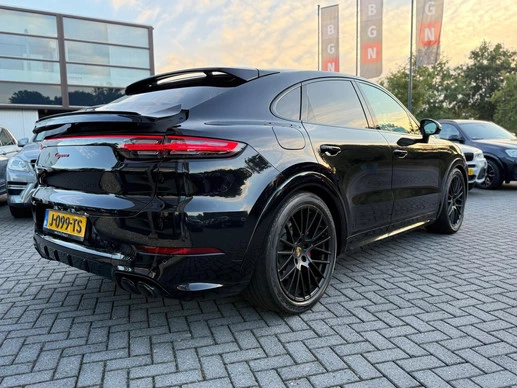 Porsche Cayenne - Afbeelding 18 van 30