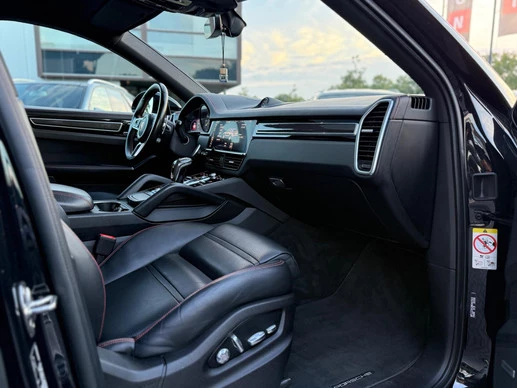 Porsche Cayenne - Afbeelding 25 van 30