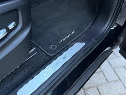 Porsche Cayenne - Afbeelding 28 van 30