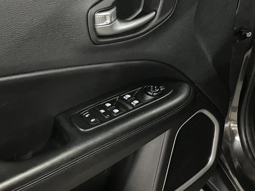 Jeep Compass - Afbeelding 21 van 28