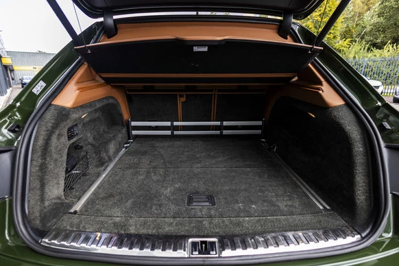 Bentley Bentayga - Afbeelding 13 van 30